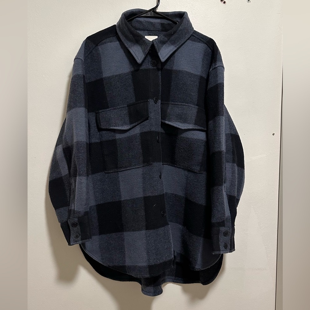 HM Navy Blue & Black checkered button shacket